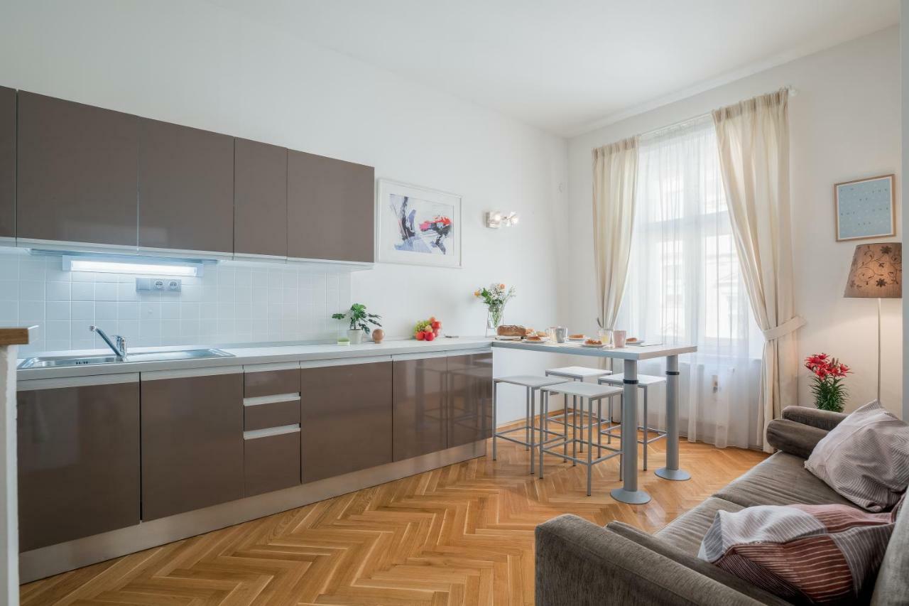 Art Apartments Prague II מראה חיצוני תמונה