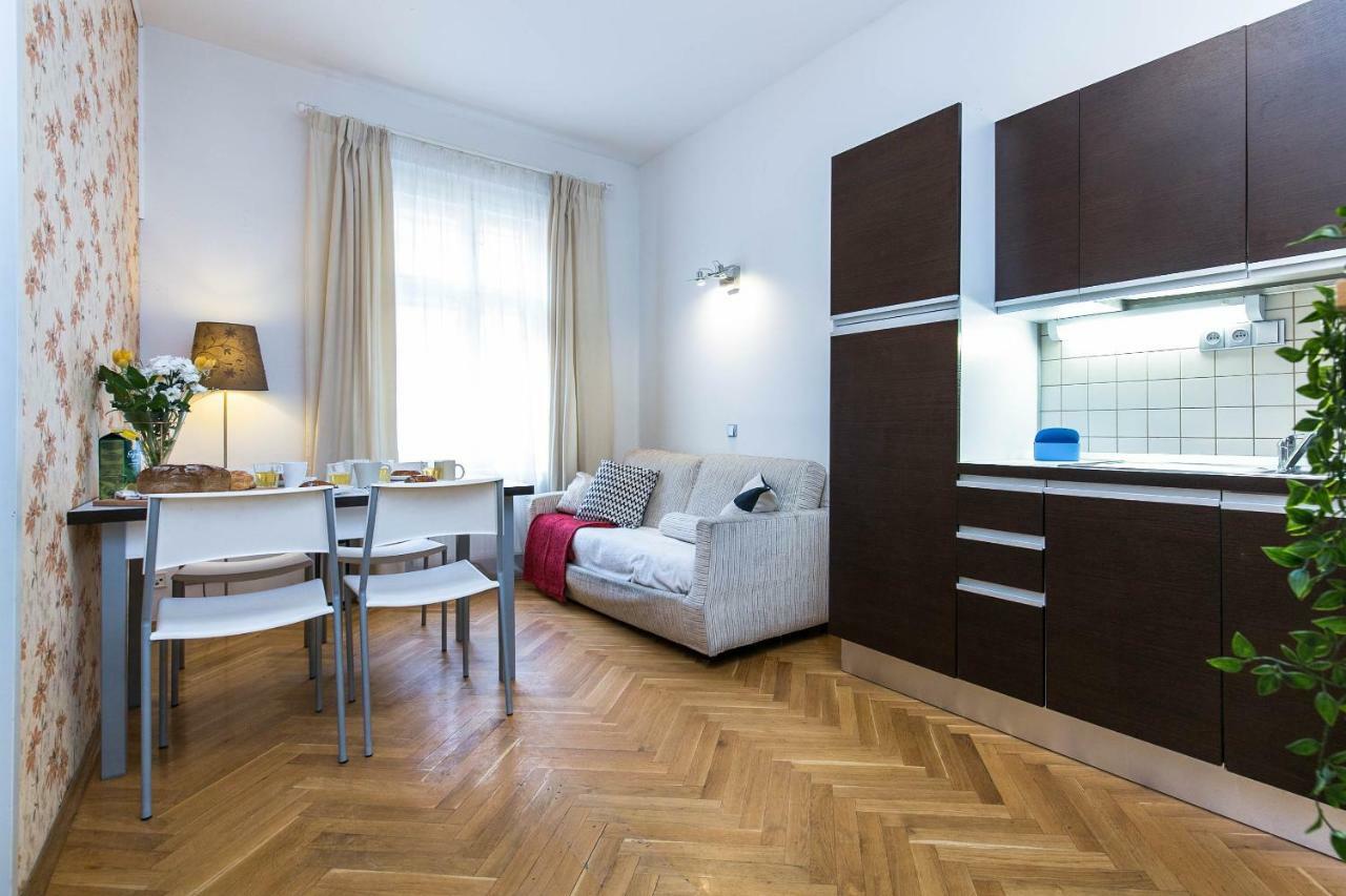 Art Apartments Prague II מראה חיצוני תמונה