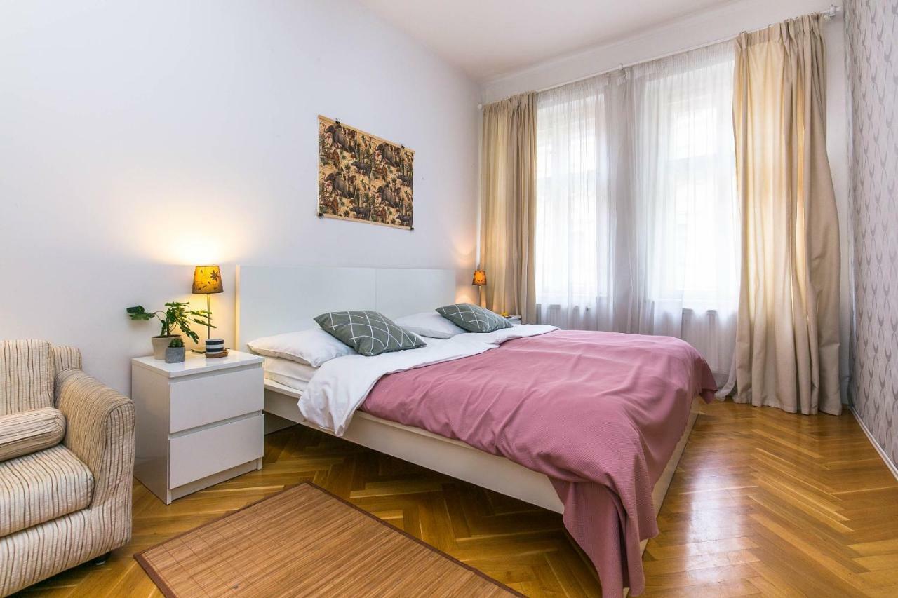 Art Apartments Prague II מראה חיצוני תמונה
